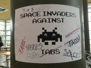 Space Invaders against Tabs 2, the great battle of 34C3